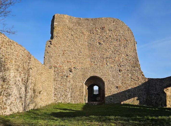 Burgruine Michelsburg, Haschbach am Remigiusberg, Germany, Germany